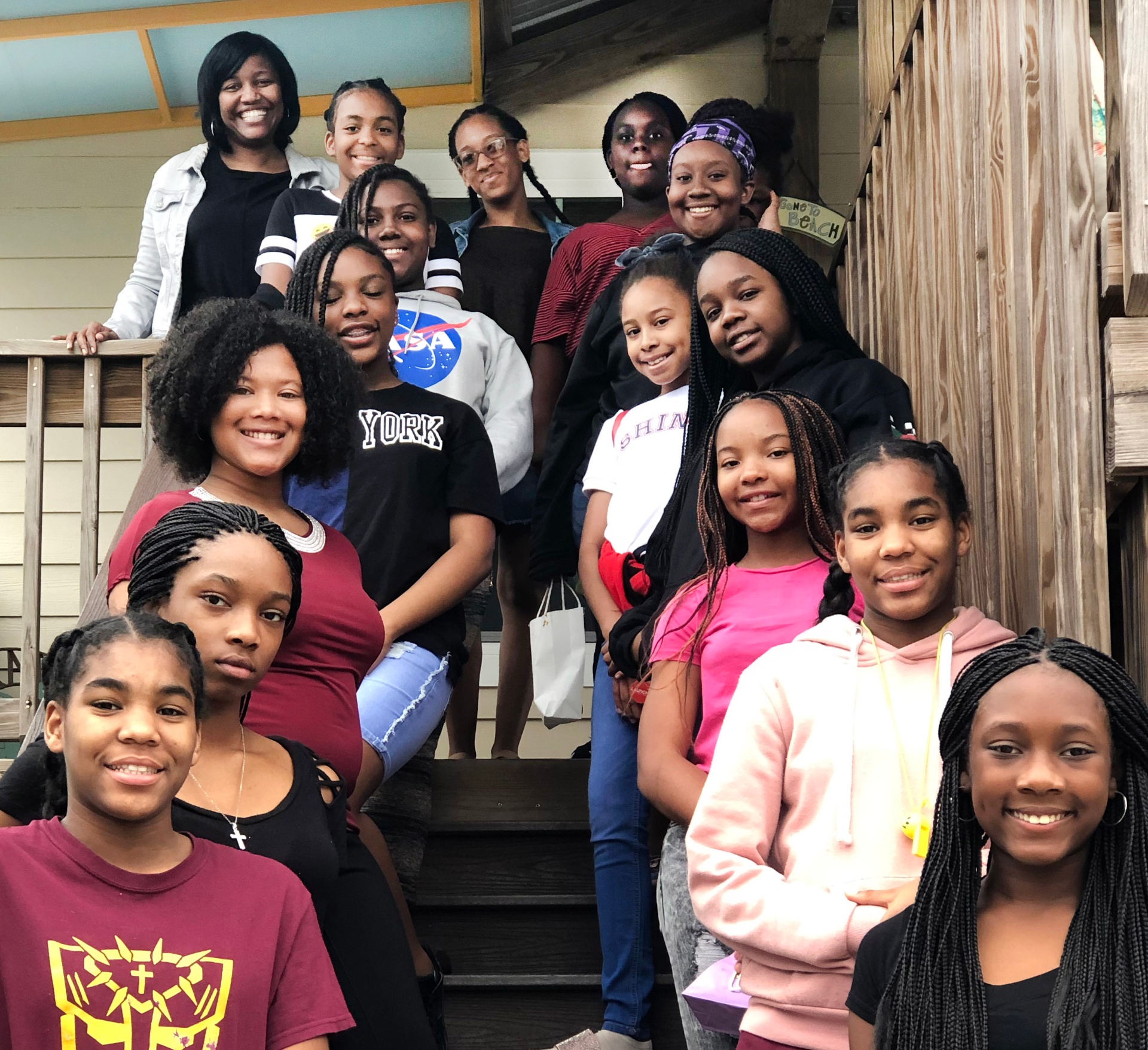 Sisters Build Network for Girls, Inc.